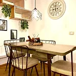 Zebra Apartment In City Center