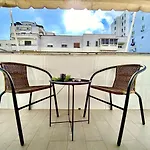 Zebra Apartment In City Center